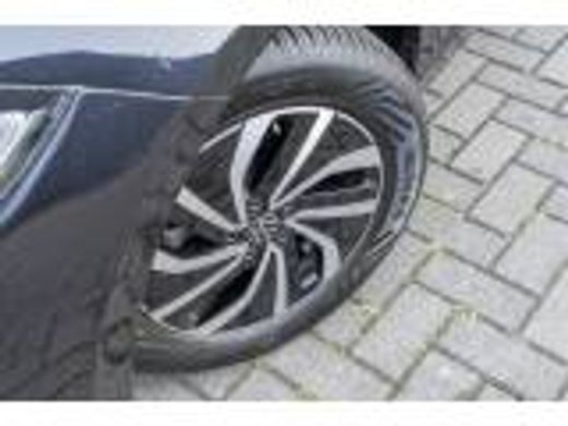Volkswagen Polo 1.0 TSI DSG Life | App Connect | Parkeersensoren| 15 inch| ActivLease financial lease