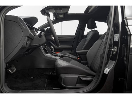 Volkswagen Polo 1.0 TSI R-Line Edition | Panoramadak | 17 inch LMV | Camera | Navi | Adapt. Cruise | ActivLease financial lease