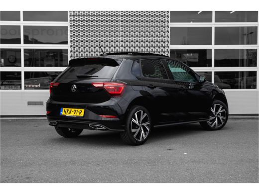 Volkswagen Polo 1.0 TSI R-Line Edition | Panoramadak | 17 inch LMV | Camera | Navi | Adapt. Cruise | ActivLease financial lease