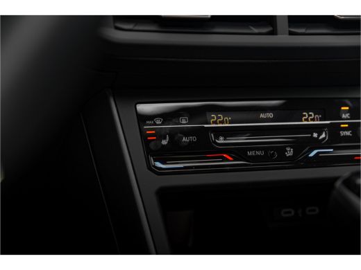 Volkswagen Polo 1.0 TSI R-Line Edition | Panoramadak | 17 inch LMV | Camera | Navi | Adapt. Cruise | ActivLease financial lease