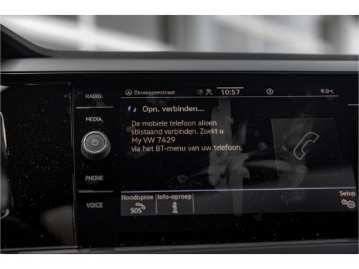 Volkswagen Polo 1.0 TSI R-Line Edition | Panoramadak | 17 inch LMV | Camera | Navi | Adapt. Cruise | ActivLease financial lease