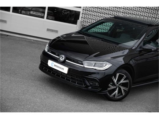 Volkswagen Polo 1.0 TSI R-Line Edition | Panoramadak | 17 inch LMV | Camera | Navi | Adapt. Cruise | ActivLease financial lease
