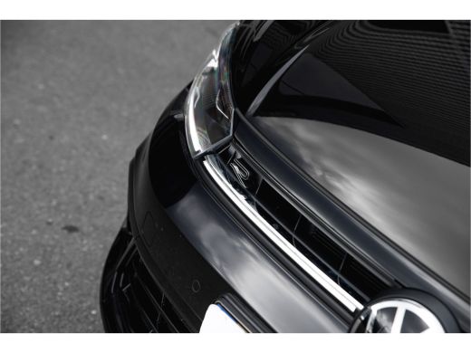 Volkswagen Polo 1.0 TSI R-Line Edition | Panoramadak | 17 inch LMV | Camera | Navi | Adapt. Cruise | ActivLease financial lease