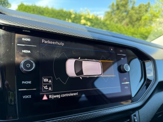 Volkswagen T-Cross 1.0 95PK TSI Life | ACC | Apple Carplay | Airco ActivLease financial lease