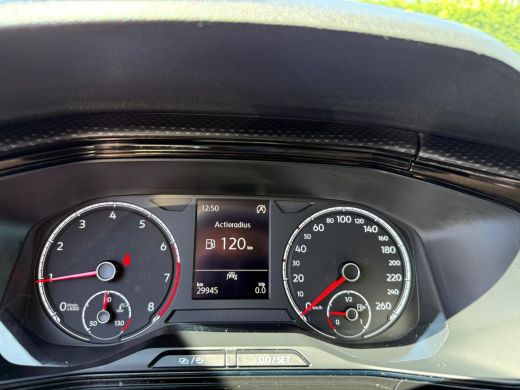 Volkswagen T-Cross 1.0 95PK TSI Life | ACC | Apple Carplay | Airco ActivLease financial lease