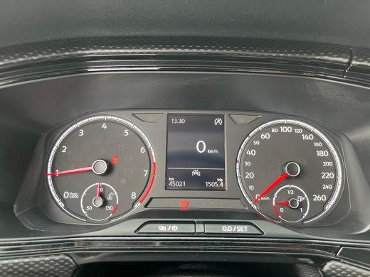 Volkswagen T-Cross 1.0 96PK TSI Life | ACC | Airco | Apple Carplay | Cruise Control | ActivLease financial lease