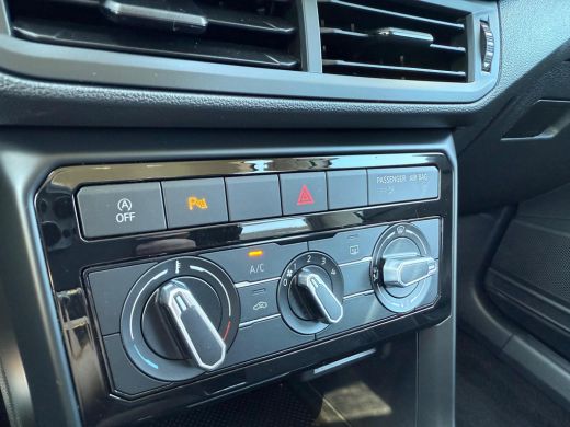 Volkswagen T-Cross 1.0 96PK TSI Life | ACC | Airco | Apple Carplay ActivLease financial lease