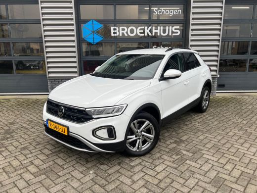 Volkswagen T-Roc 1.0 TSI Life 75 Edition | Achteruitrijcamera | Apple Carplay/Android Auto|telefoonintegratie prem... Volkswagen T-Roc 1.0 TSI Life 75 Edition | Achteruitrijcamera | Apple Carplay/Android Auto|telefoonintegratie prem...