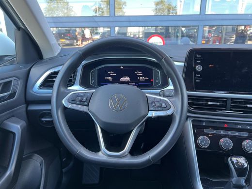 Volkswagen T-Roc 1.0 TSI Life 75 Edition | Achteruitrijcamera | Apple Carplay/Android Auto|telefoonintegratie prem... ActivLease financial lease