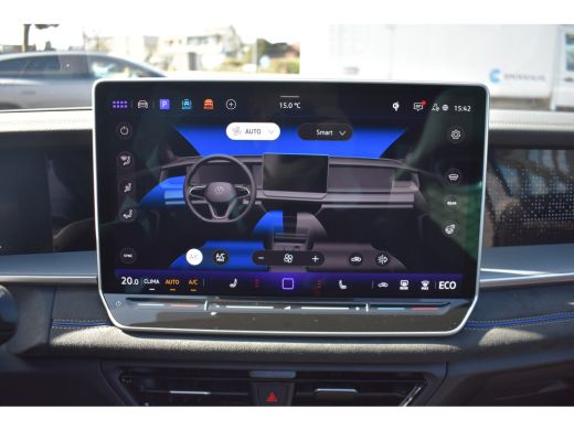 Volkswagen Tayron 1.5 eTSI R-Line Edition | Electronic climate controle | Elektrisch bedienbare achterklep | Elektr... ActivLease financial lease
