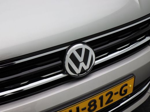 Volkswagen Tiguan 1.4 TSi 150 Pk Automaat 4Motion Highline | Full LED | Navigatie | Adaptive Cruise | 19 Inch | Pri... ActivLease financial lease