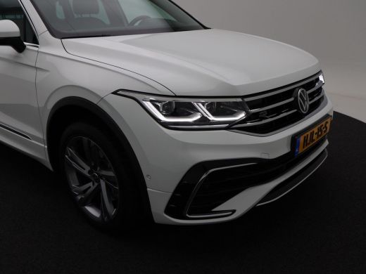 Volkswagen Tiguan 1.4 TSi 245 Pk eHybrid Automaat R-Line Business+ | Adaptive Cruise | Achteruitrijcamera | CarPlay... ActivLease financial lease