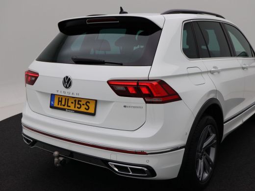 Volkswagen Tiguan 1.4 TSi 245 Pk eHybrid Automaat R-Line Business+ | Adaptive Cruise | Achteruitrijcamera | CarPlay... ActivLease financial lease