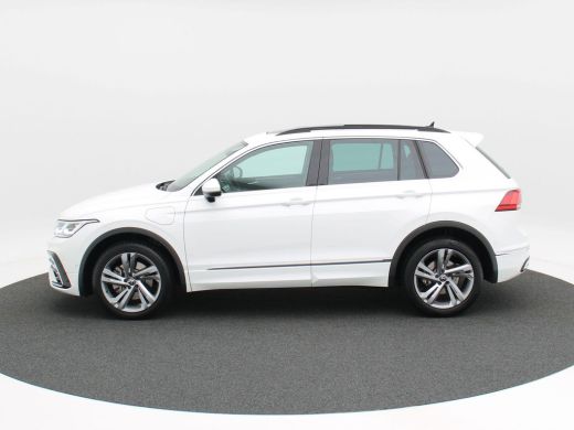 Volkswagen Tiguan 1.4 TSi 245 Pk eHybrid Automaat R-Line Business+ | Adaptive Cruise | Achteruitrijcamera | CarPlay... ActivLease financial lease