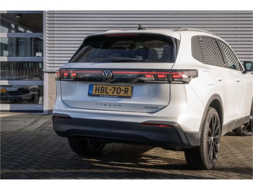 Volkswagen Tiguan Volkswagen 1.5 eHybrid 204PK PHEV Life Edition | Pan-dak | Assistant | Design| Comfort | Trekhaak | ActivLease financial lease