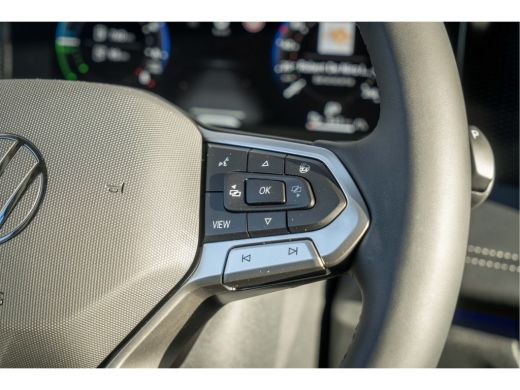 Volkswagen Tiguan Volkswagen 1.5 eHybrid 204PK PHEV Life Edition | Pan-dak | Assistant | Design| Comfort | Trekhaak | ActivLease financial lease