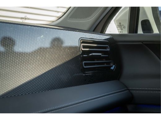 Volkswagen Tiguan Volkswagen 1.5 eHybrid 204PK PHEV Life Edition | Pan-dak | Assistant | Design| Comfort | Trekhaak | ActivLease financial lease