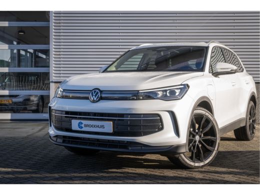 Volkswagen Tiguan Volkswagen 1.5 eHybrid 204PK PHEV Life Edition | Pan-dak | Assistant | Design| Comfort | Trekhaak | ActivLease financial lease