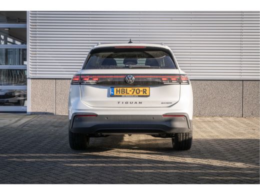 Volkswagen Tiguan Volkswagen 1.5 eHybrid 204PK PHEV Life Edition | Pan-dak | Assistant | Design| Comfort | Trekhaak | ActivLease financial lease