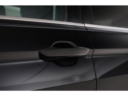 Volkswagen Tiguan Allspace 1.5 TSI Comfortline Business 7pers. Trekhaak, Leer, 360 Camera, Panoramadak, Stoelverwarming, Mem... ActivLease financial lease
