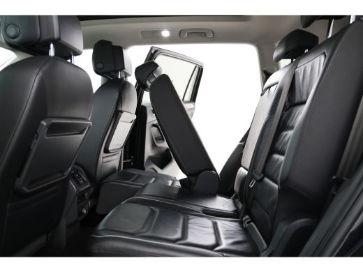 Volkswagen Tiguan Allspace 1.5 TSI Comfortline Business 7pers. Trekhaak, Leer, 360 Camera, Panoramadak, Stoelverwarming, Mem... ActivLease financial lease