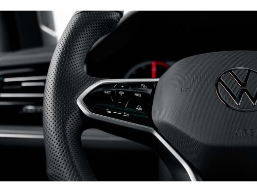 Volkswagen Touareg Volkswagen 3.0 TSi 462PK eHybrid 4MOTION R | NIEUW MODEL |  Luchtvering | Nachtzicht | Stoelverwa... ActivLease financial lease