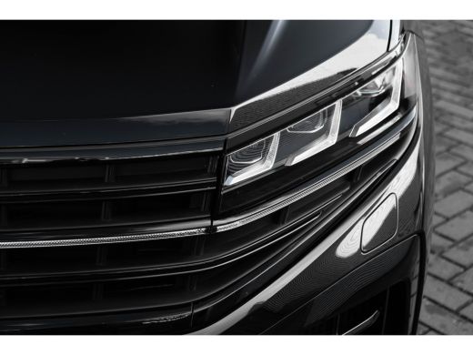 Volkswagen Touareg Volkswagen 3.0 TSi 462PK eHybrid 4MOTION R | NIEUW MODEL |  Luchtvering | Nachtzicht | Stoelverwa... ActivLease financial lease