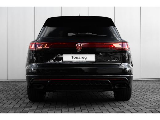 Volkswagen Touareg Volkswagen 3.0 TSi 462PK eHybrid 4MOTION R | NIEUW MODEL |  Luchtvering | Nachtzicht | Stoelverwa... ActivLease financial lease