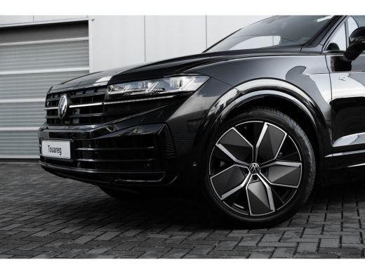 Volkswagen Touareg Volkswagen 3.0 TSi 462PK eHybrid 4MOTION R | NIEUW MODEL |  Luchtvering | Nachtzicht | Stoelverwa... ActivLease financial lease