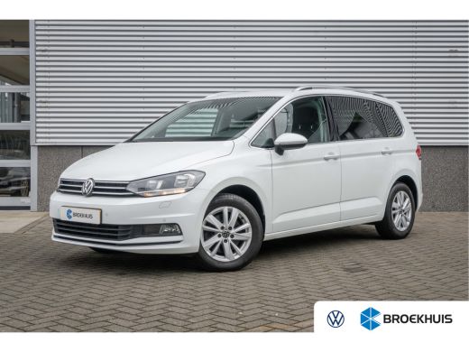 Volkswagen Touran 1.5 TSI 150PK DSG Highline 7p | Trekhaak| stoel+stuurverwarming| App connect| Volkswagen Touran 1.5 TSI 150PK DSG Highline 7p | Trekhaak| stoel+stuurverwarming| App connect|