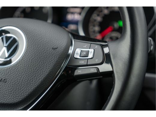 Volkswagen Touran 1.5 TSI 150PK DSG Highline 7p | Trekhaak| stoel+stuurverwarming| App connect| ActivLease financial lease