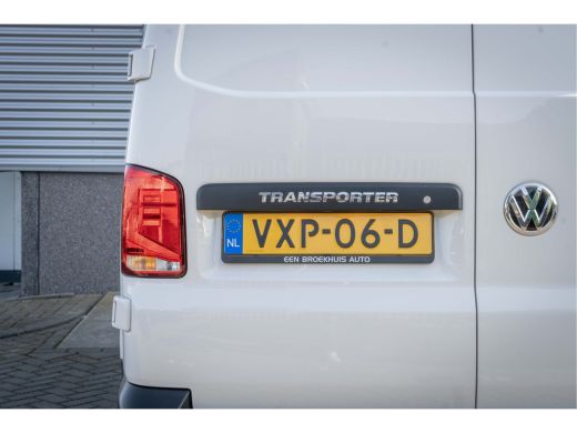 Volkswagen Transporter Volkswagen 2.0 TDI L1H1 28 Comfortline | Trekhaak | Navigatie | Cruise control | ActivLease financial lease