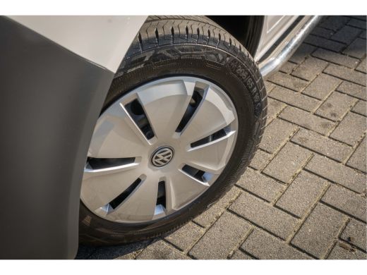 Volkswagen Transporter Volkswagen 2.0 TDI L1H1 28 Comfortline | Trekhaak | Navigatie | Cruise control | ActivLease financial lease