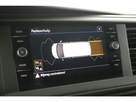 Volkswagen Transporter 2.0 TDI L2H1 150PK Automaat Airco Carplay Cruise DSG PDC 3 Persoons Elektrpakket ActivLease financial lease