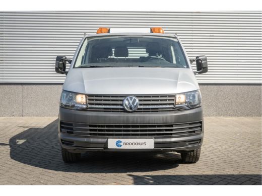 Volkswagen Transporter 2.0 TDI L2H1 DC Pick-Up Comfortline | Airco | Sidebars | Trekhaak | Laadbak| ActivLease financial lease
