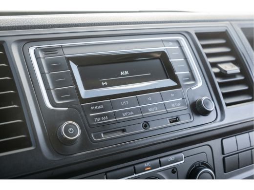 Volkswagen Transporter 2.0 TDI L2H1 DC Pick-Up Comfortline | Airco | Sidebars | Trekhaak | Laadbak| ActivLease financial lease