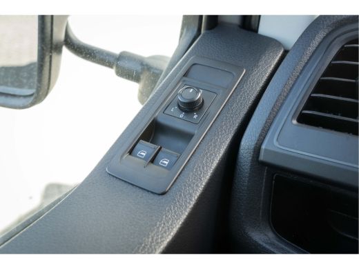 Volkswagen Transporter 2.0 TDI L2H1 DC Pick-Up Comfortline | Airco | Sidebars | Trekhaak | Laadbak| ActivLease financial lease