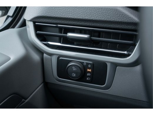 Volkswagen Transporter Volkswagen | L2 Bulli | BPM vrij | Dode hoek sensor | Adaptive cruise | Navi by app ActivLease financial lease
