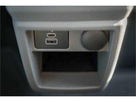 Volkswagen Transporter Volkswagen T7 | 2024 | 2.0 TDI L1H1 28 Life | *BPM Vrij ActivLease financial lease