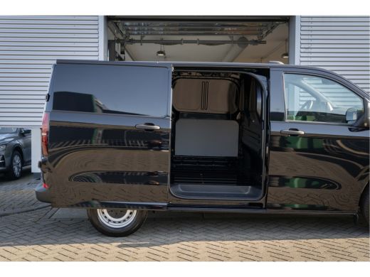 Volkswagen Transporter Volkswagen T7 | 2024 | 2.0 TDI L1H1 28 Life | *BPM Vrij ActivLease financial lease