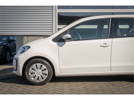 Volkswagen up! 1.0 BMT move | Executive-pakket ActivLease financial lease