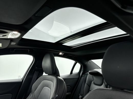Volvo  S60 B3 R-Design | 20" Polestar wielen | Exterior Styling kit ActivLease financial lease