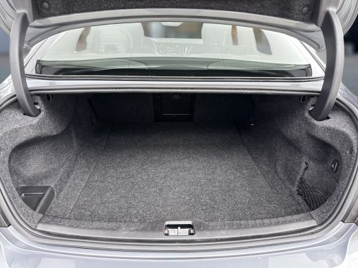 Volvo  S60 B3 R-Design | 20" Polestar wielen | Exterior Styling kit ActivLease financial lease