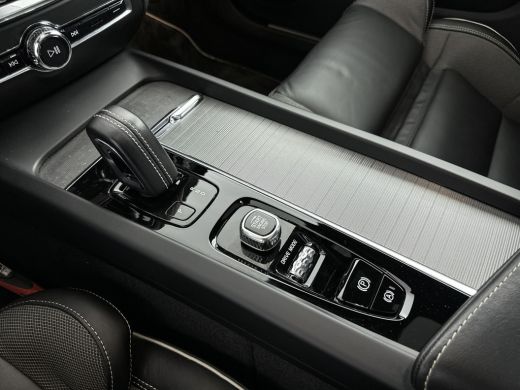 Volvo  S60 B3 R-Design | 20" Polestar wielen | Exterior Styling kit ActivLease financial lease