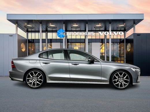 Volvo  S60 B3 R-Design | 20" Polestar wielen | Exterior Styling kit ActivLease financial lease
