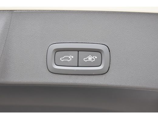 Volvo  XC40 Volvo T5 Plug-in hybrid Plus Dark | LageKM! | Camera | Intellisafe | NubuckBekleding! ActivLease financial lease