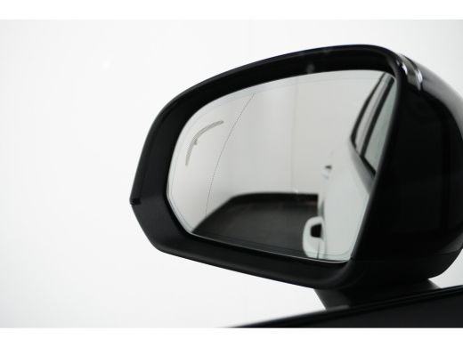 Volvo  XC40 Volvo T5 Plug-in hybrid Plus Dark | LageKM! | Camera | Intellisafe | NubuckBekleding! ActivLease financial lease