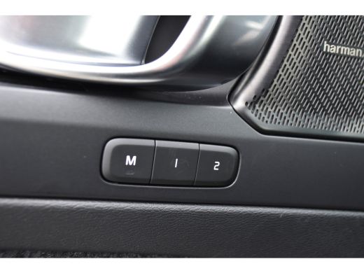 Volvo  XC40 Volvo T5 Plug-in hybrid Plus Dark | LageKM! | Camera | Intellisafe | NubuckBekleding! ActivLease financial lease