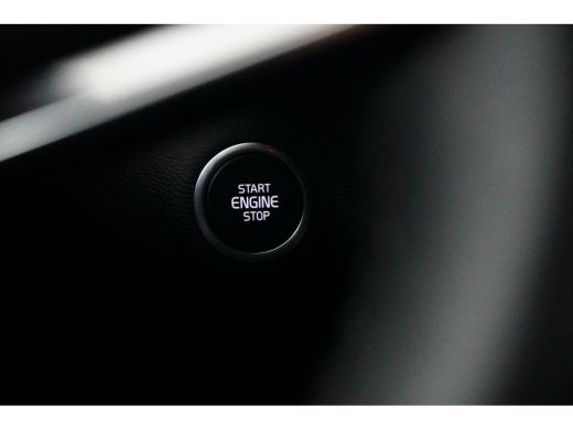 Volvo  XC40 Volvo T5 Plug-in hybrid Plus Dark | LageKM! | Camera | Intellisafe | NubuckBekleding! ActivLease financial lease