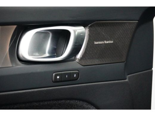 Volvo  XC40 Volvo T5 Recharge Plus Dark | Adaptive Cruise | Harman/Kardon | Lighting-Pack | Seat-Pack | Trekh... ActivLease financial lease
